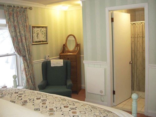 Sugartree Inn Warren Экстерьер фото